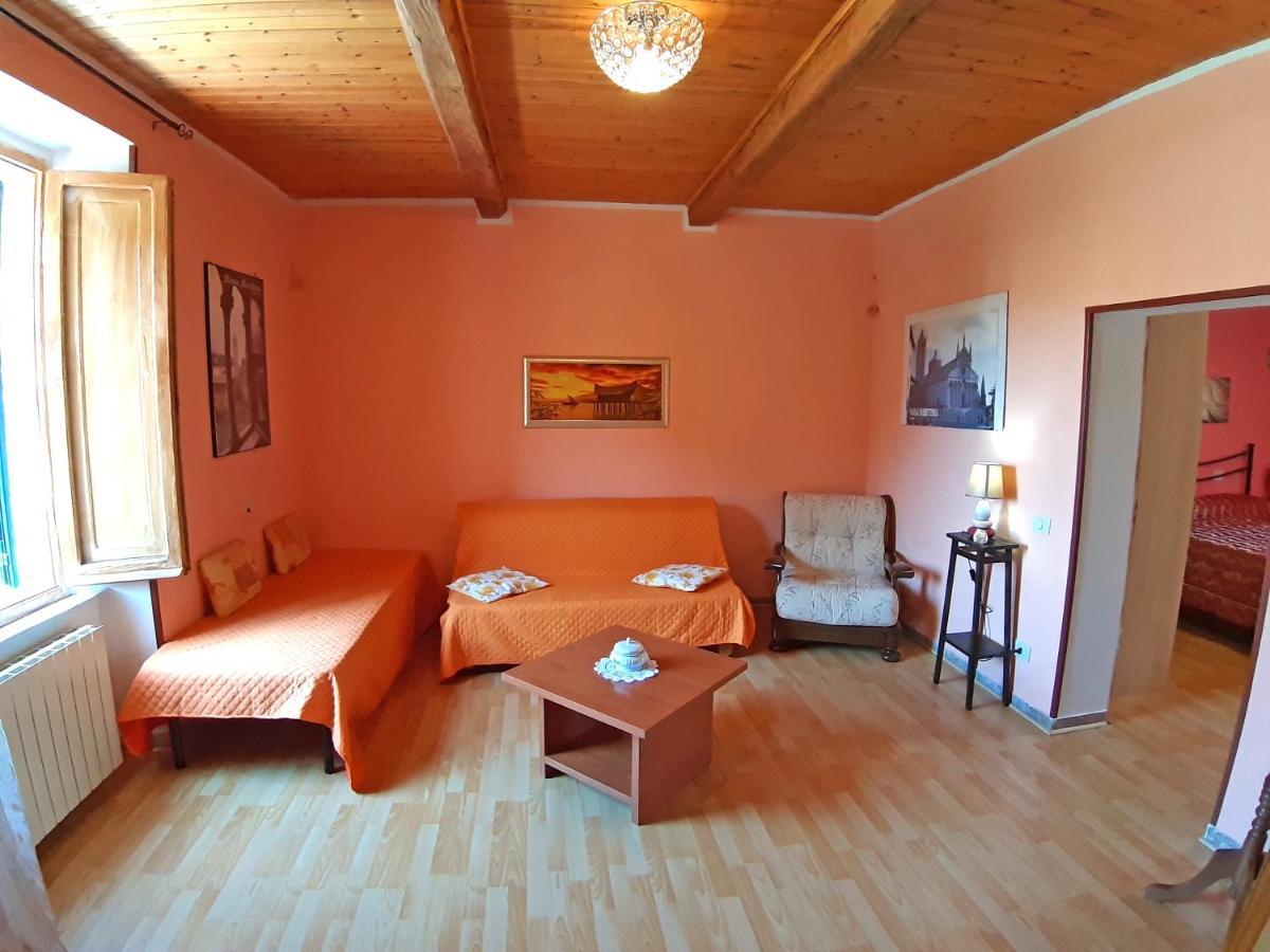 Casa La Fonte Lägenhet Massa Marittima Exteriör bild